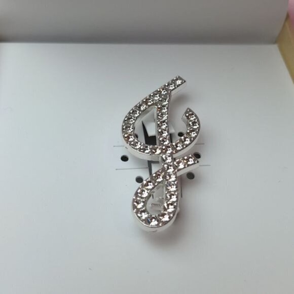 Charter Club Letter J Initial Pin - Picture 2 of 5